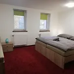 Svaty Petr Gasthuis Boží Dar