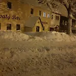 Svaty Petr Gasthuis Boží Dar